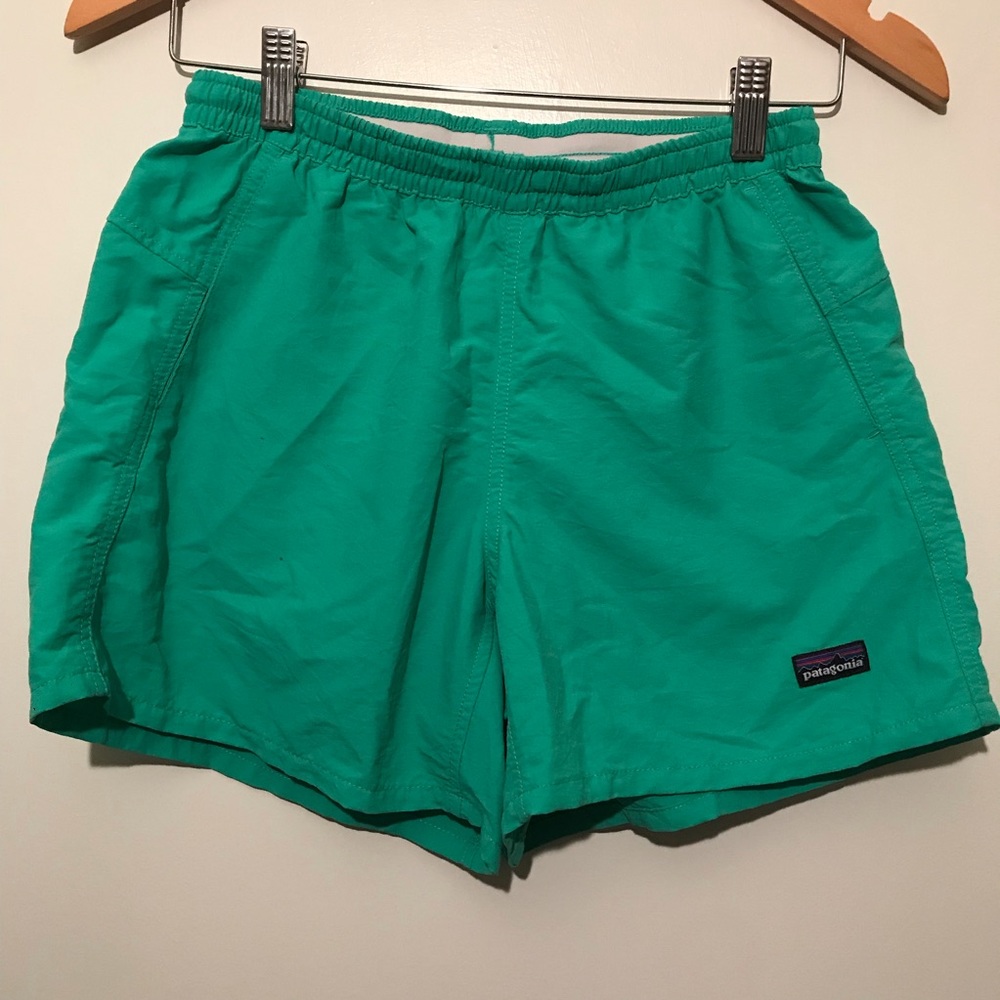 Patagonia Women’s XS teal baggies shorts